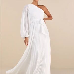Lulu's White One-Shoulder Long Sleeve Dress